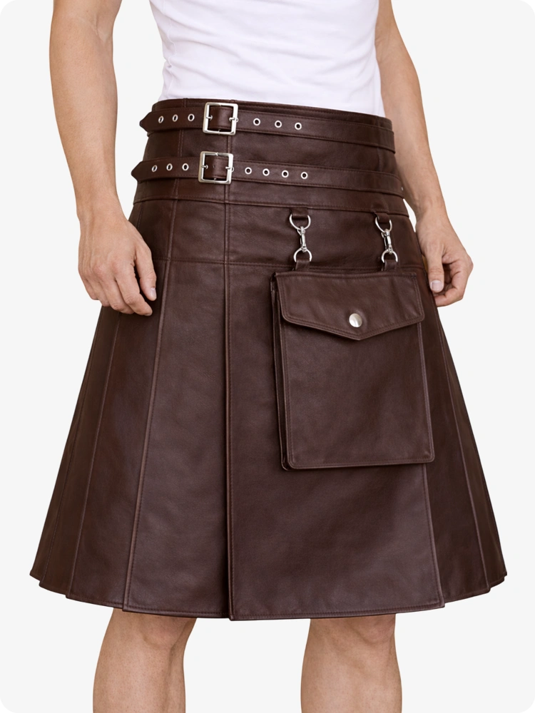 Kilt utilitario de cuero marrón chocolate con bolsillo frontal y correas ajustables con hebilla