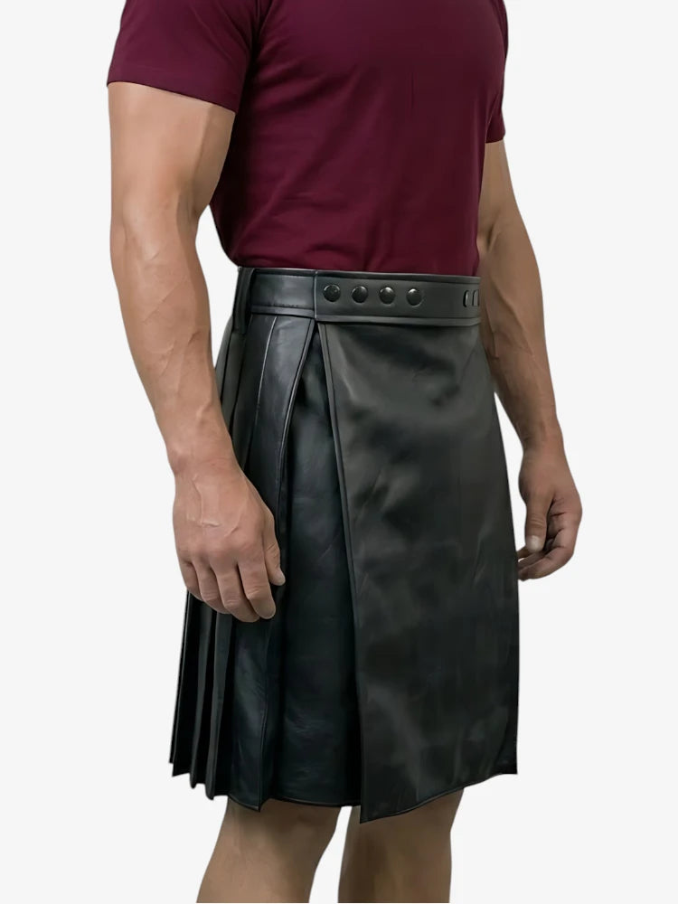 Kilt de cuero negro plisado hecho a medida