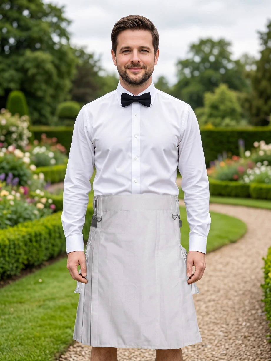 Kilt Utility Blanco con Correas de Cuero Hecho a Medida