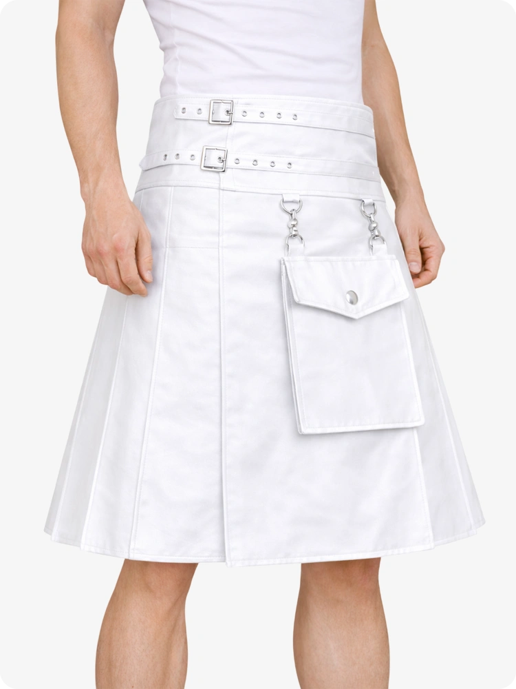 Kilt utilitario de cuero blanco con bolsillo frontal y correas ajustables con hebilla