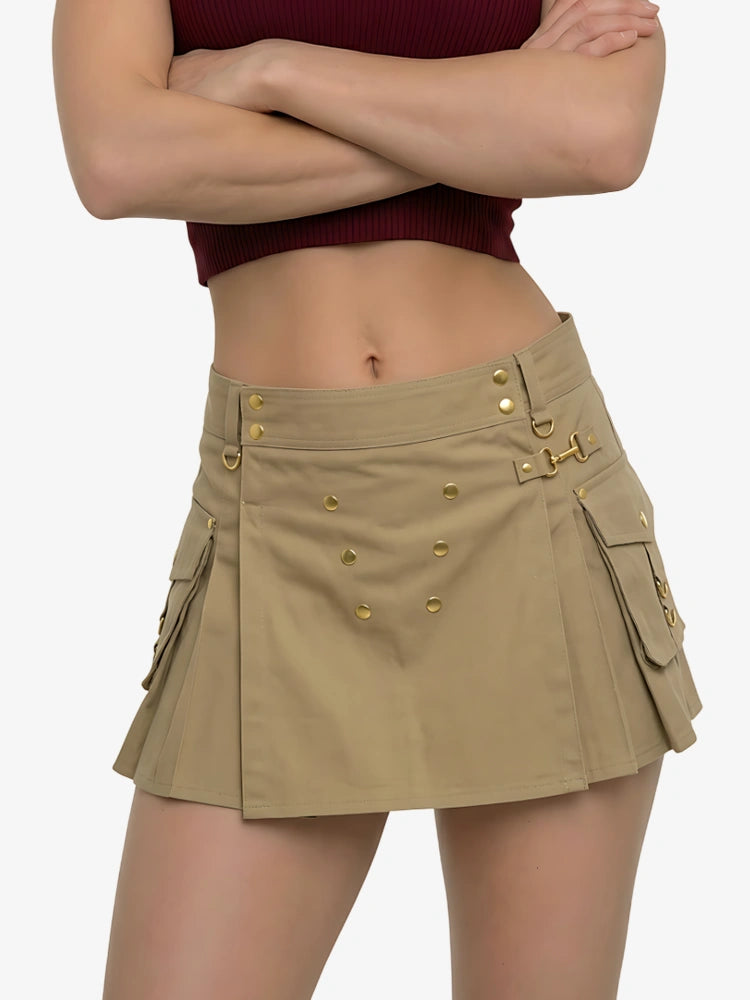 Kilt utility caqui para mujer con botón dorado